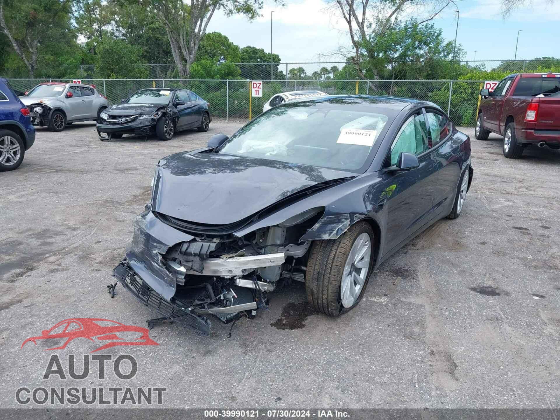 TESLA MODEL 3 2021 - 5YJ3E1EB7MF044132