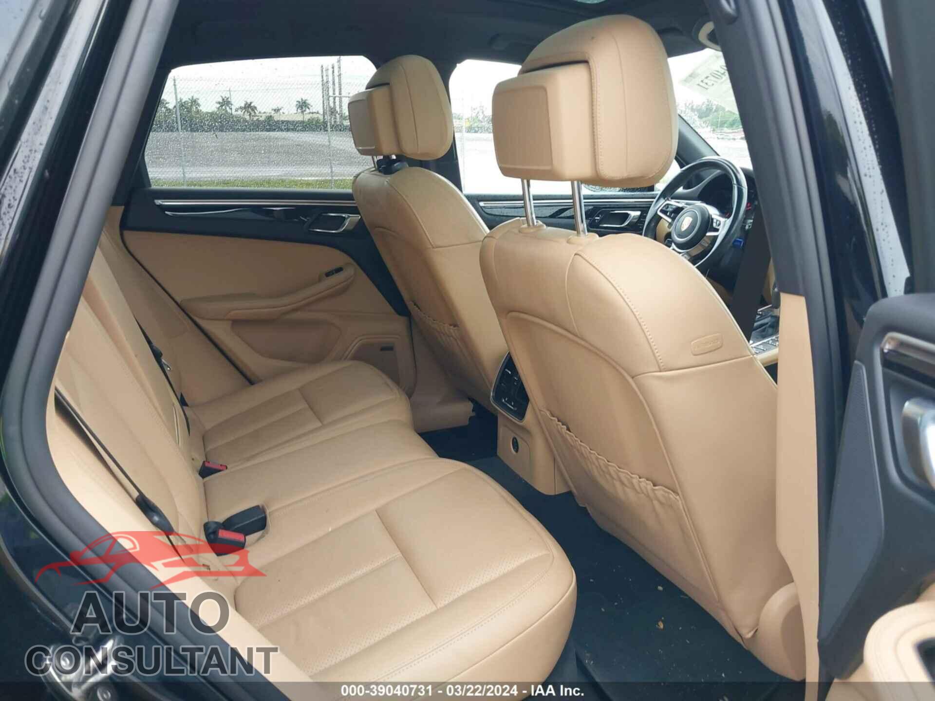 PORSCHE MACAN 2017 - WP1AA2A59HLB04728