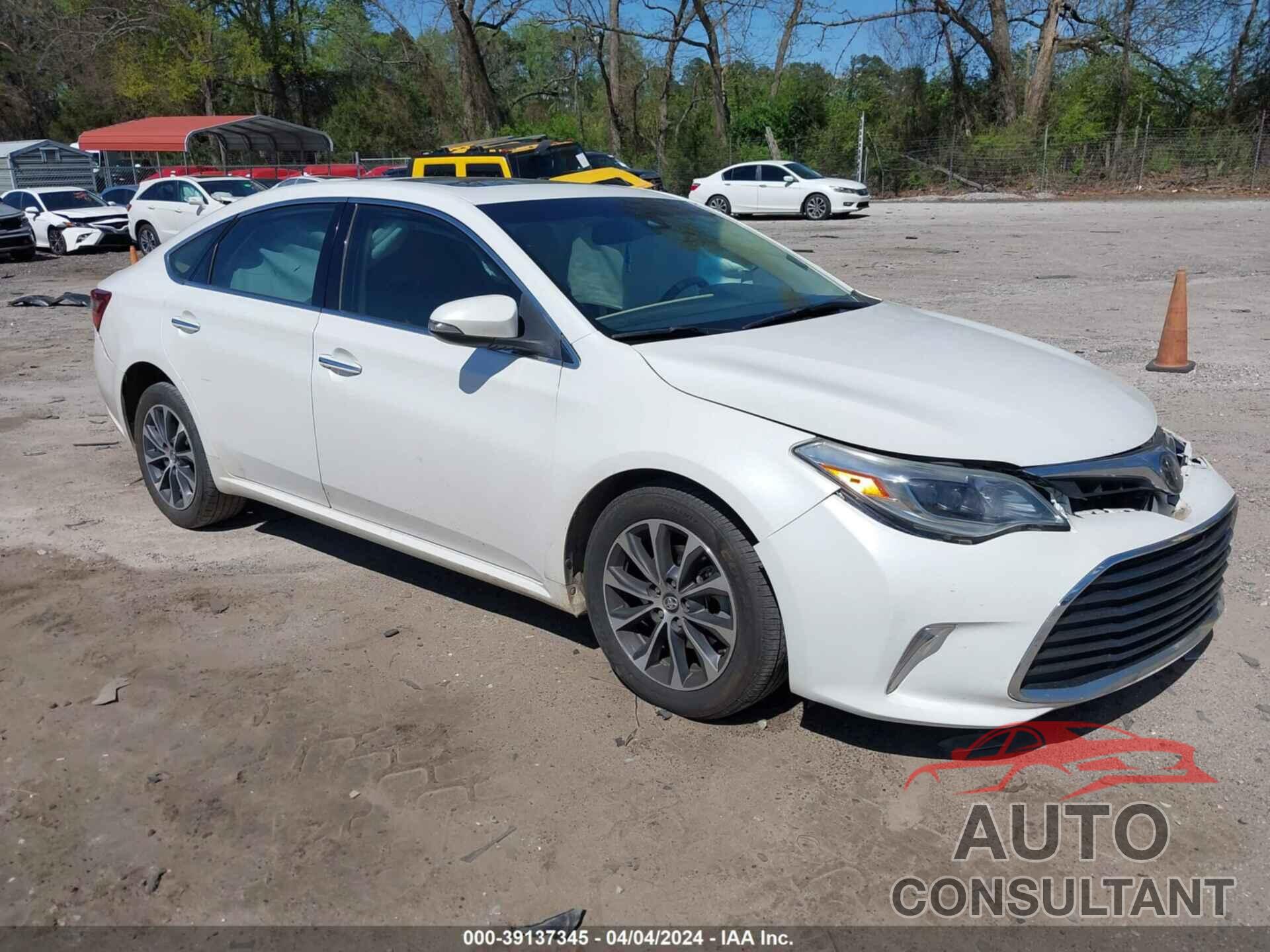 TOYOTA AVALON 2018 - 4T1BK1EB2JU279007