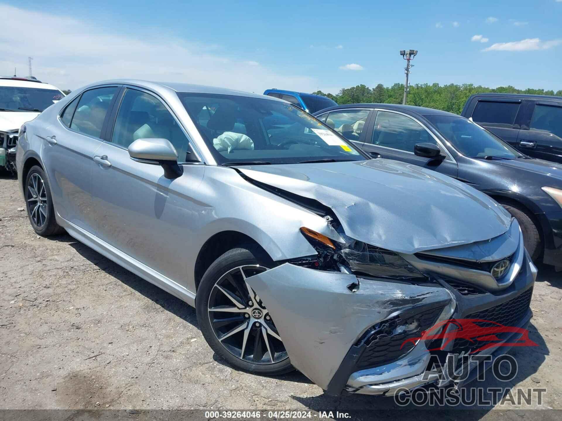 TOYOTA CAMRY 2023 - 4T1G11AK4PU723043