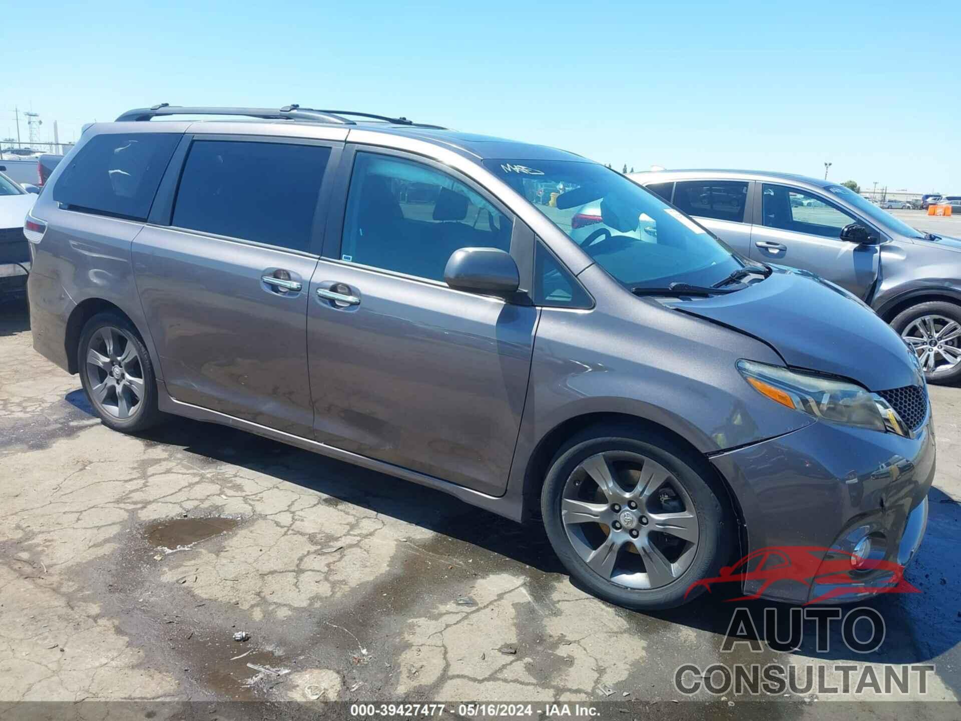 TOYOTA SIENNA 2016 - 5TDXK3DC7GS758214