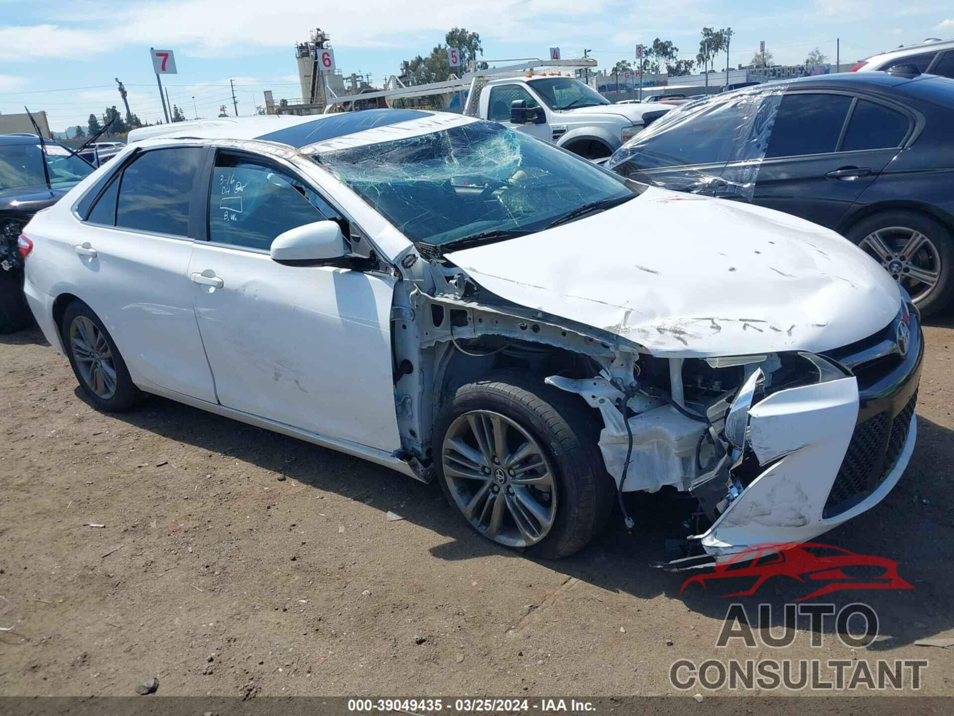 TOYOTA CAMRY 2017 - 4T1BF1FK2HU375832