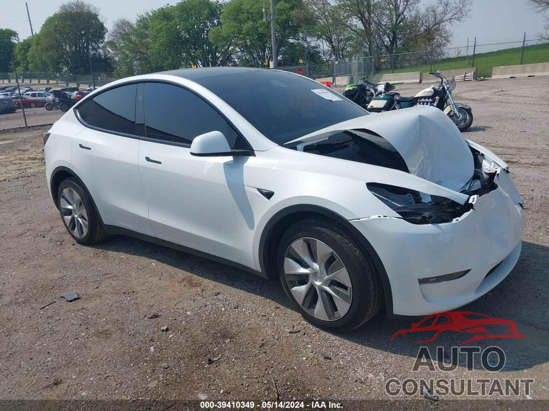 TESLA MODEL Y 2023 - 7SAYGDEE9PF805312