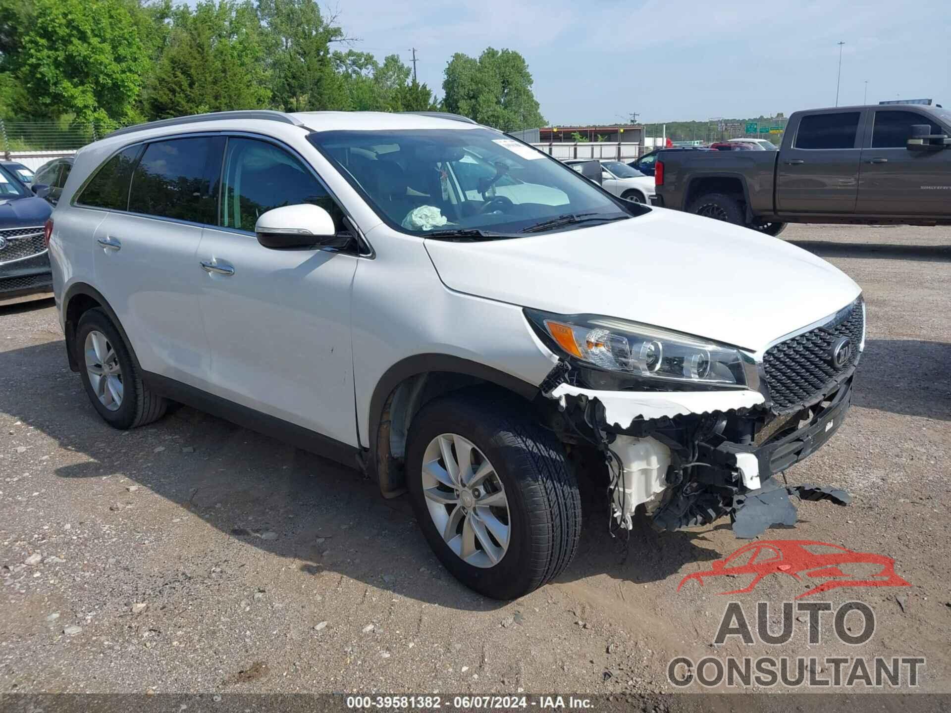 KIA SORENTO 2017 - 5XYPG4A30HG285735