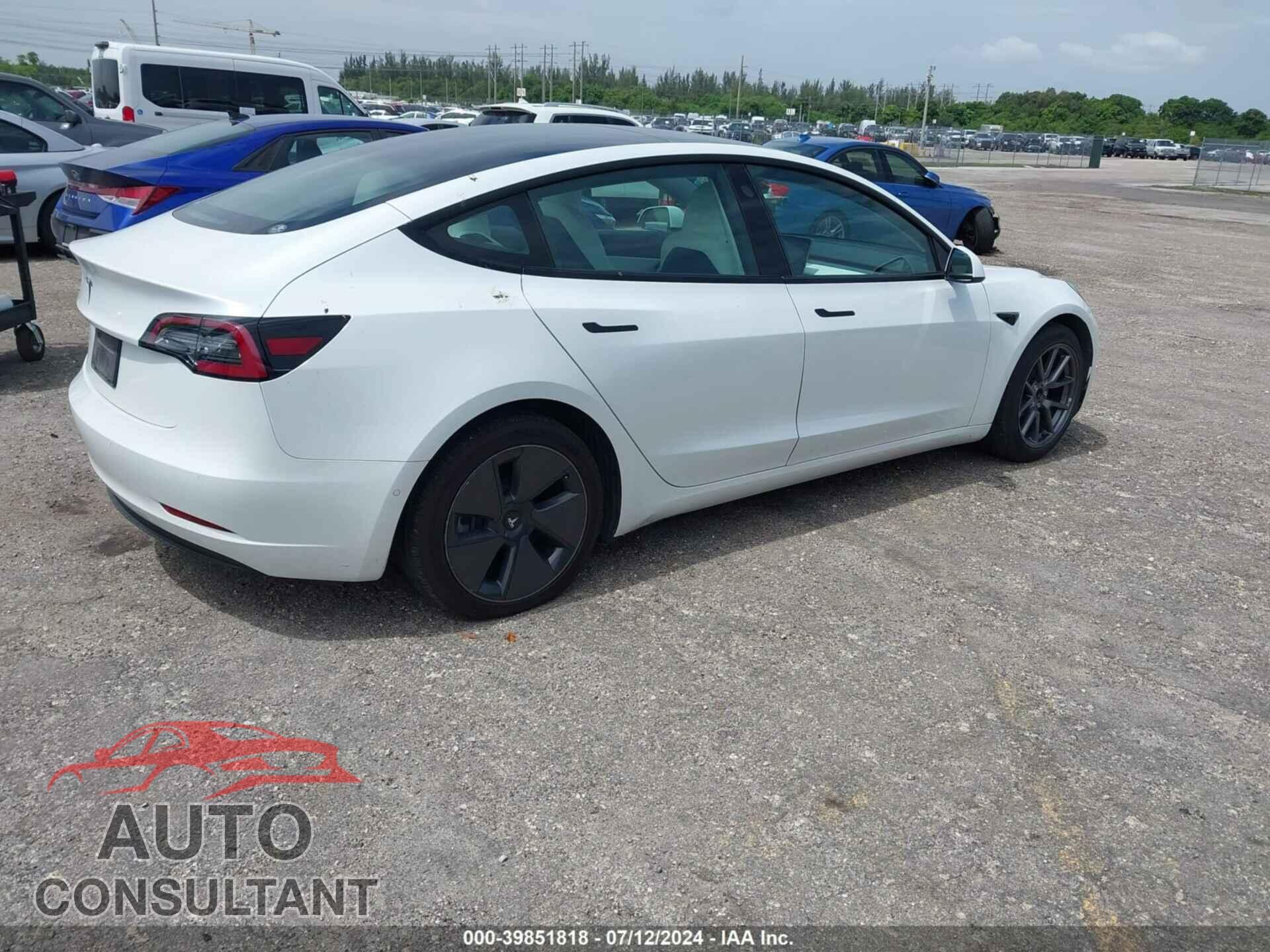 TESLA MODEL 3 2021 - 5YJ3E1EA2MF857403
