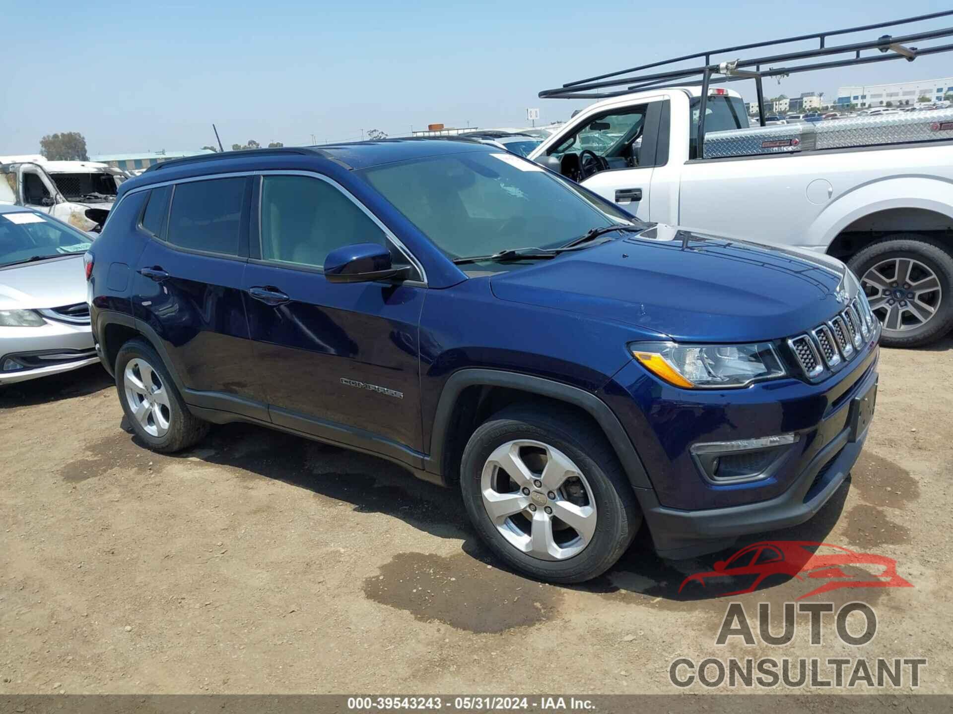 JEEP COMPASS 2018 - 3C4NJCBB4JT204257