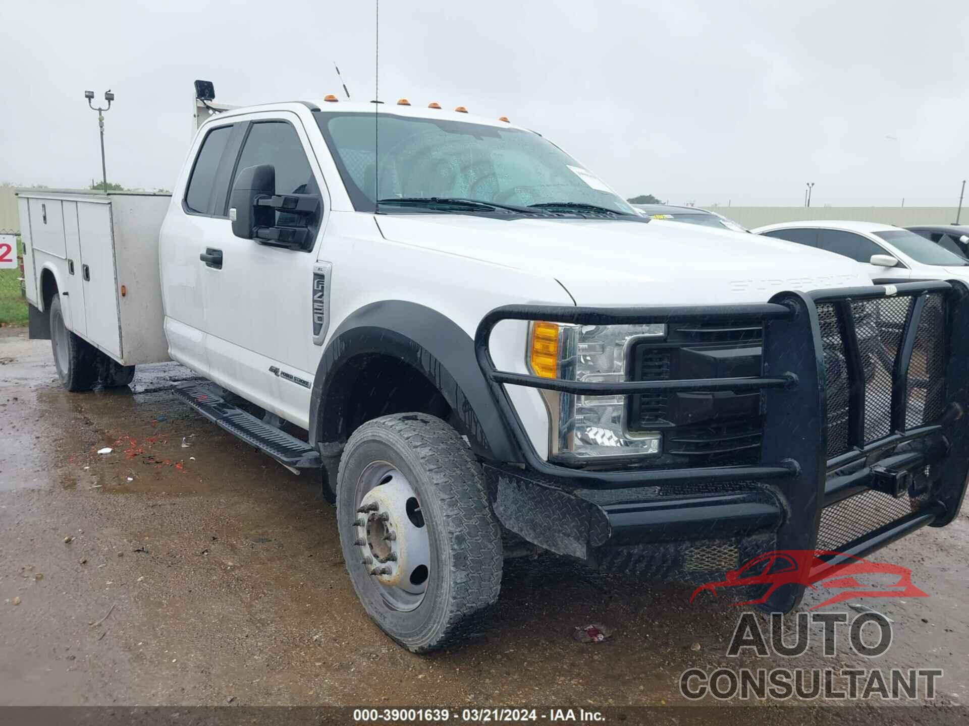 FORD F-450 CHASSIS 2017 - 1FD0X4HT0HEF00154