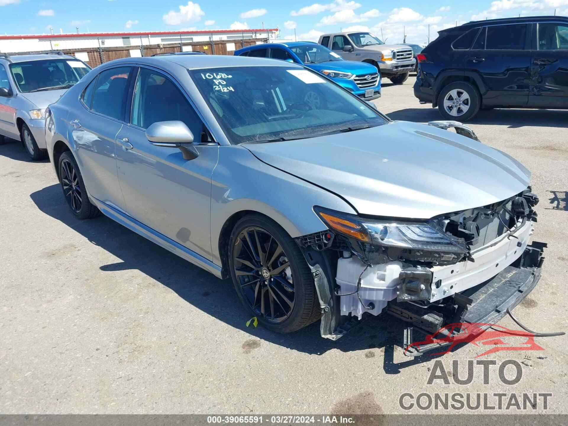 TOYOTA CAMRY 2023 - 4T1K61AK2PU150235