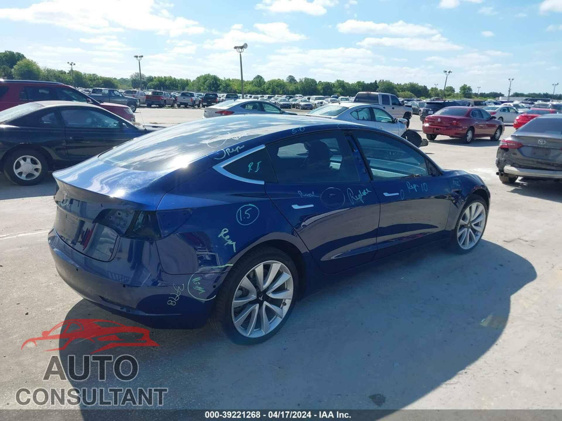 TESLA MODEL 3 2018 - 5YJ3E1EA0JF164454