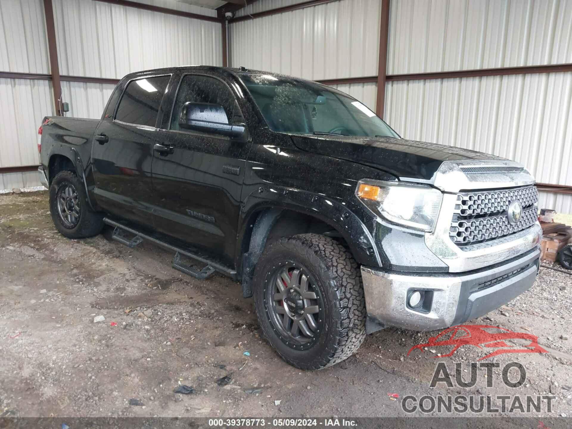 TOYOTA TUNDRA 2018 - 5TFDW5F13JX699095