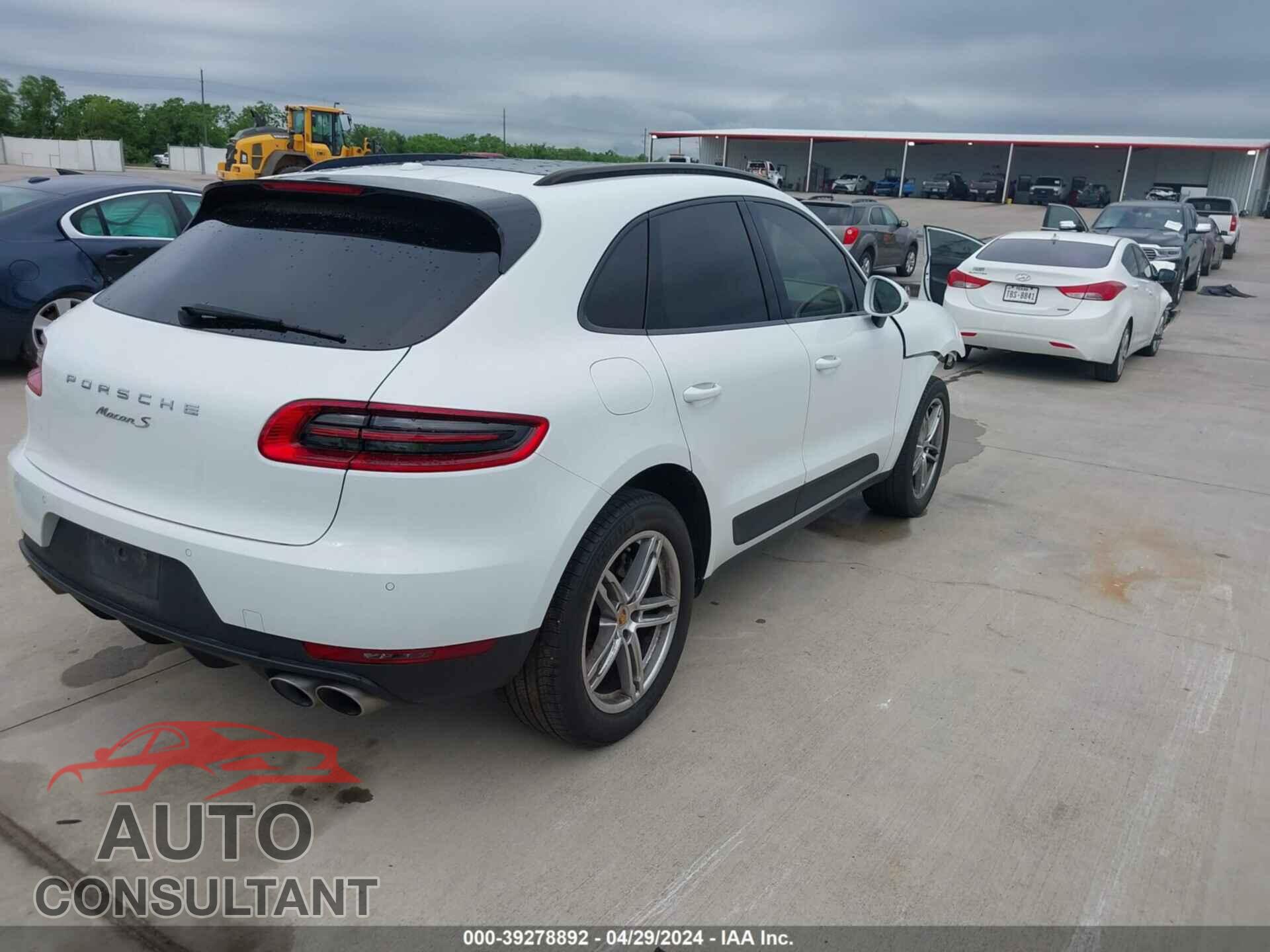 PORSCHE MACAN 2016 - WP1AB2A52GLB41311