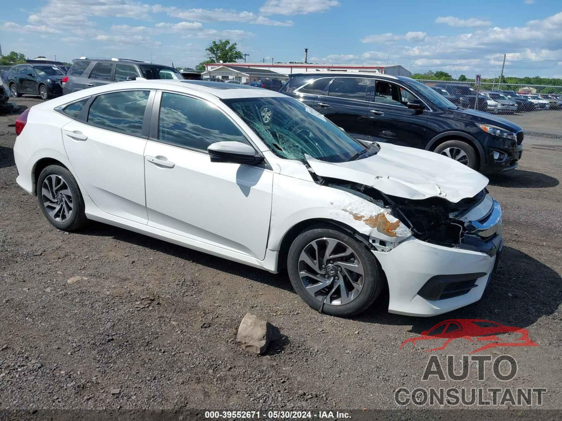 HONDA CIVIC 2018 - 2HGFC2F76JH514239