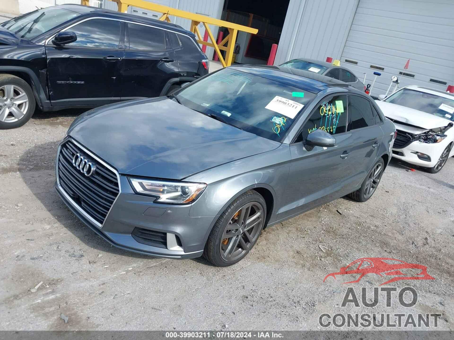 AUDI A3 2017 - WAUB8GFF6H1006555