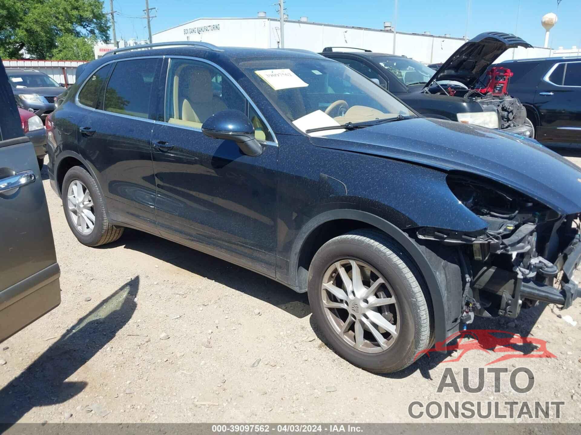 PORSCHE CAYENNE 2017 - WP1AA2A24HKA88935