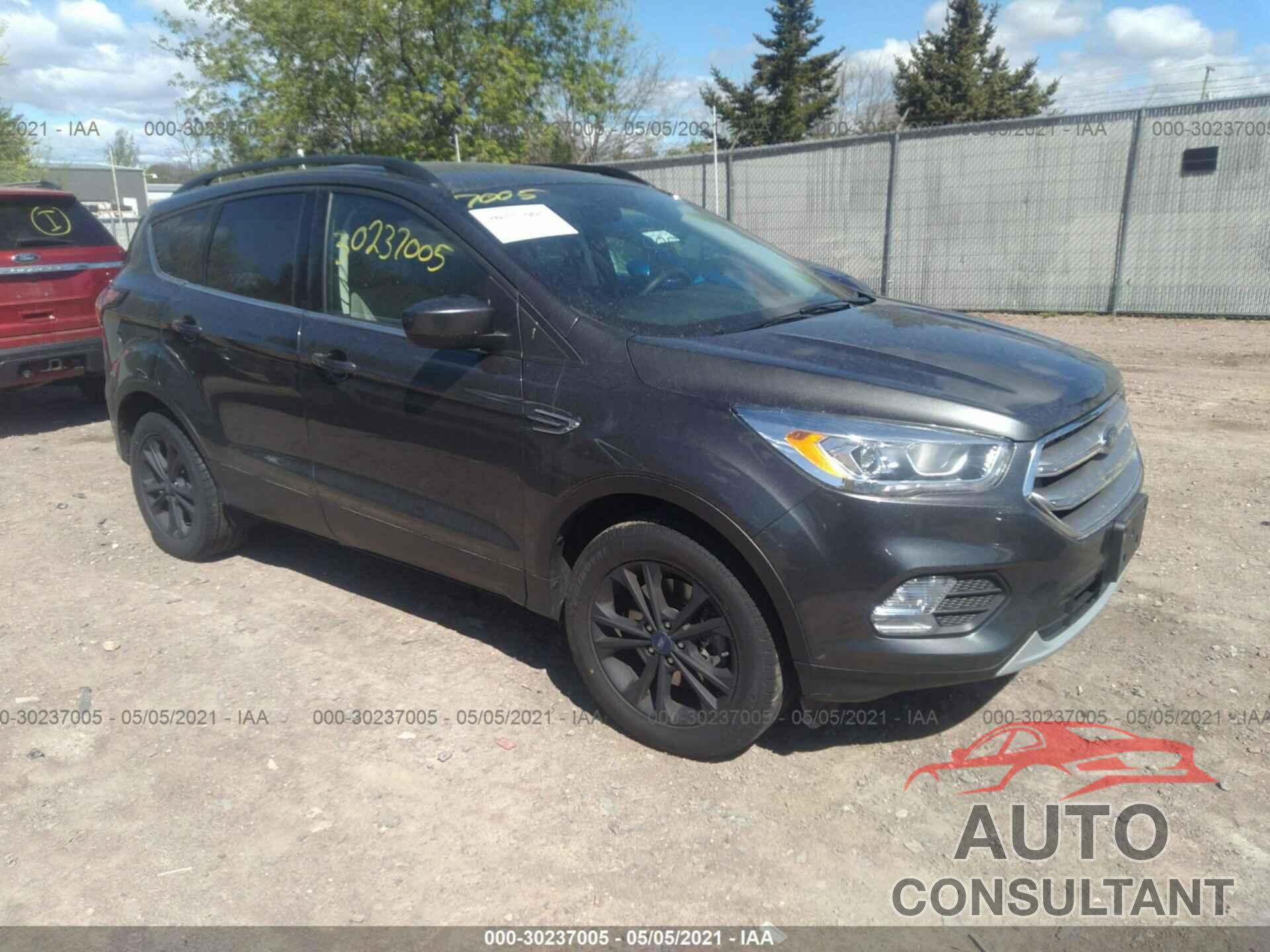 FORD ESCAPE 2017 - 1FMCU9GDXHUD95528