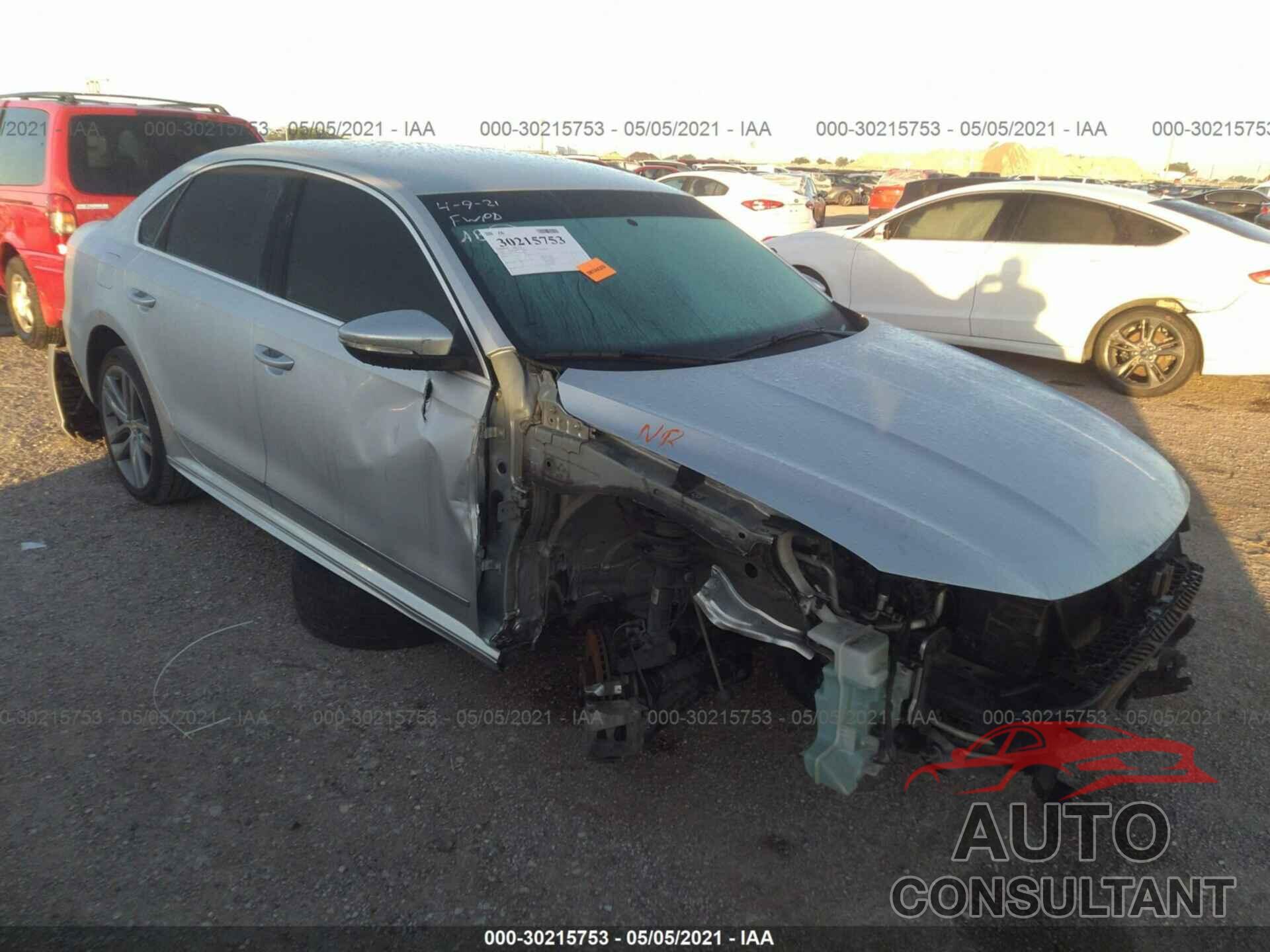 VOLKSWAGEN PASSAT 2017 - 1VWDT7A37HC082861