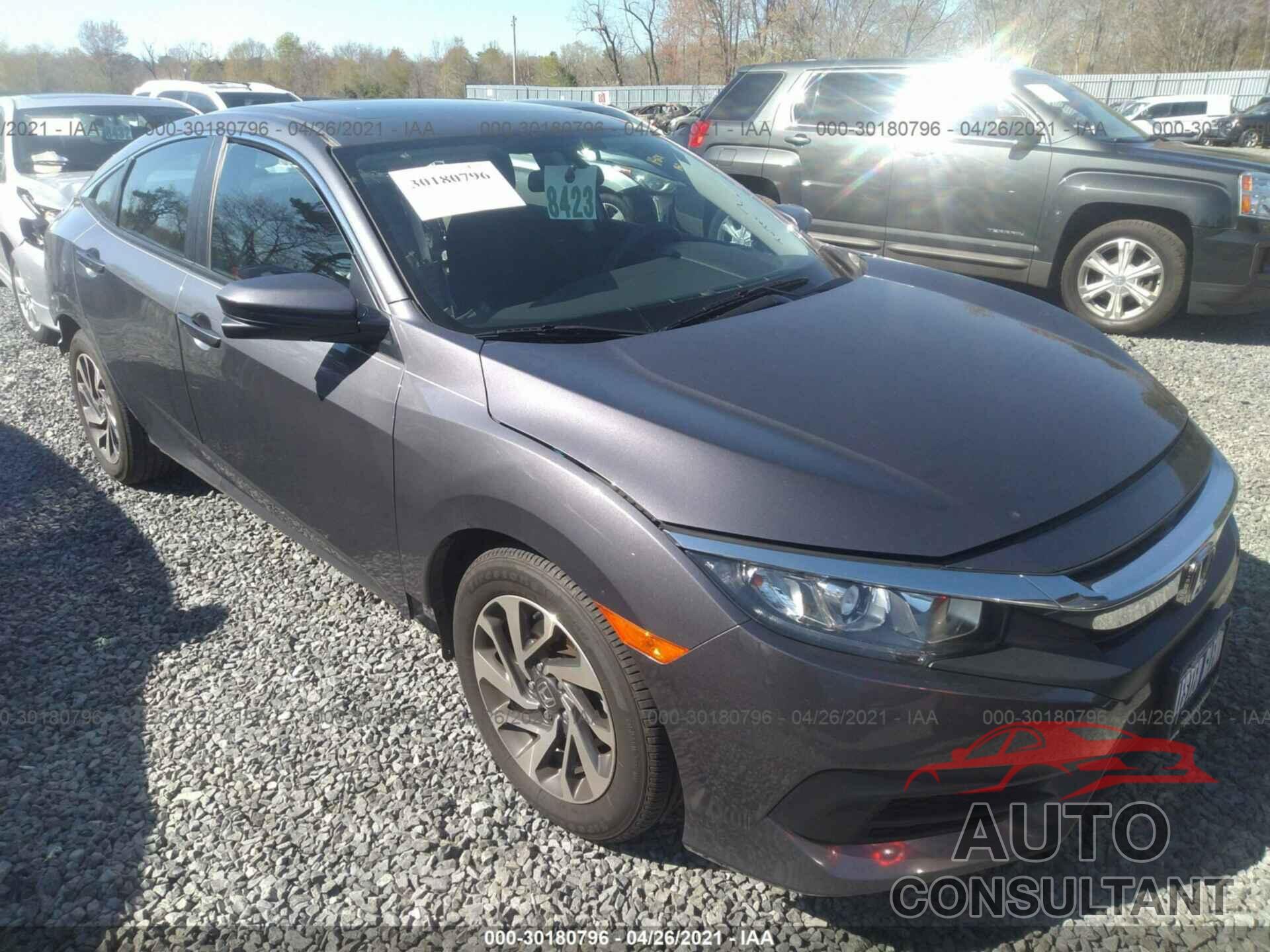 HONDA CIVIC SEDAN 2018 - 2HGFC2F77JH580816