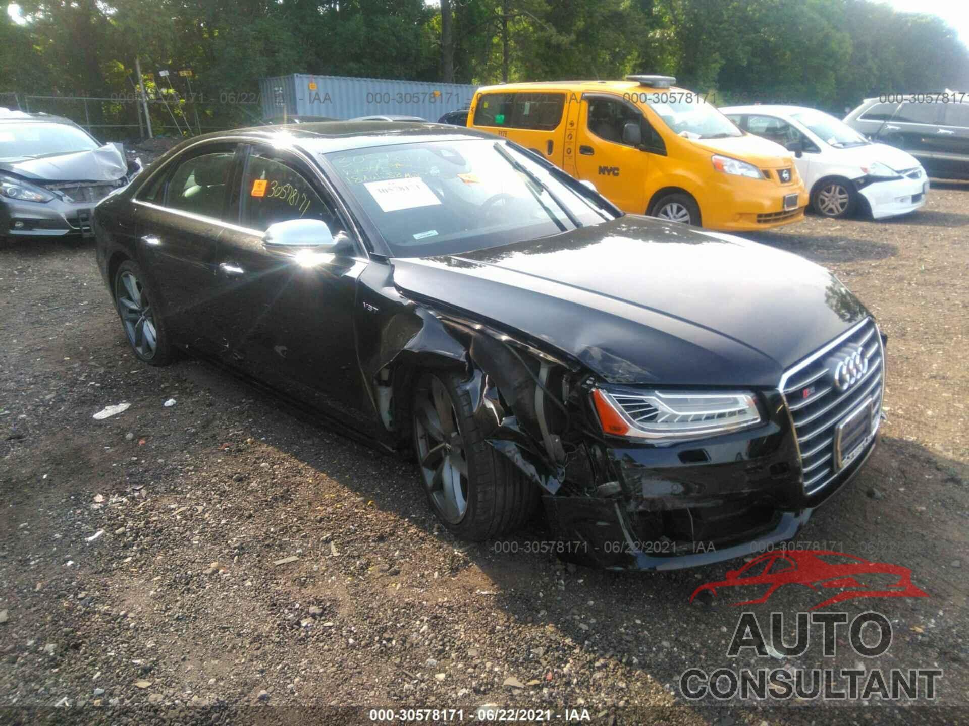 AUDI S8 PLUS 2018 - WUAJ5AFD6JN900012