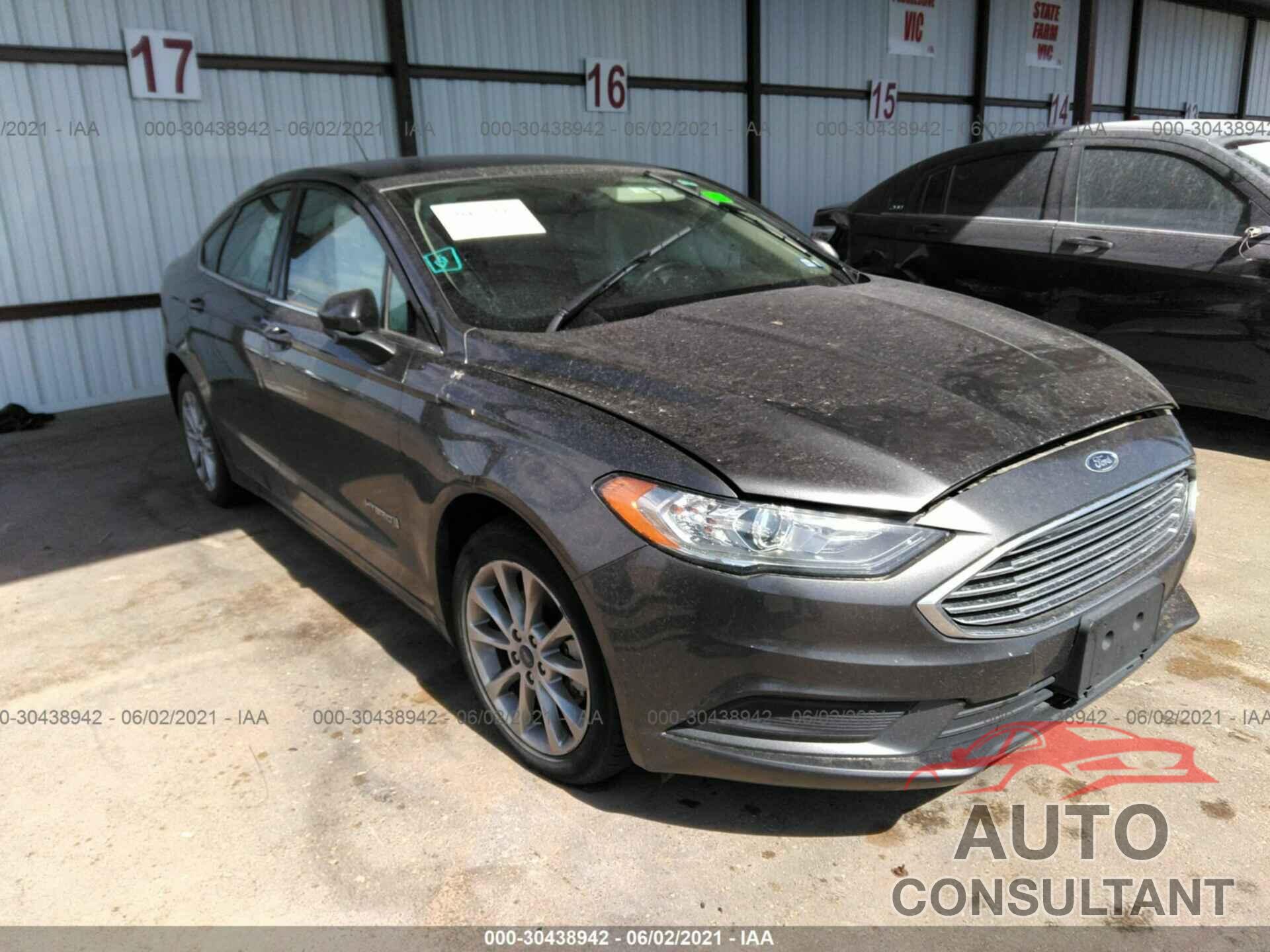 FORD FUSION 2017 - 3FA6P0LU6HR387840