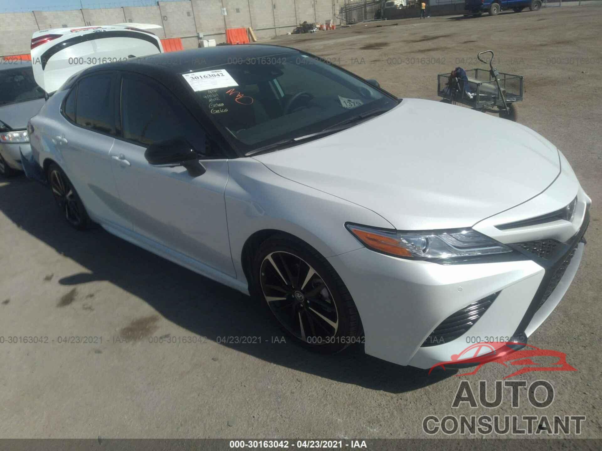 TOYOTA CAMRY 2020 - 4T1KZ1AK8LU033356