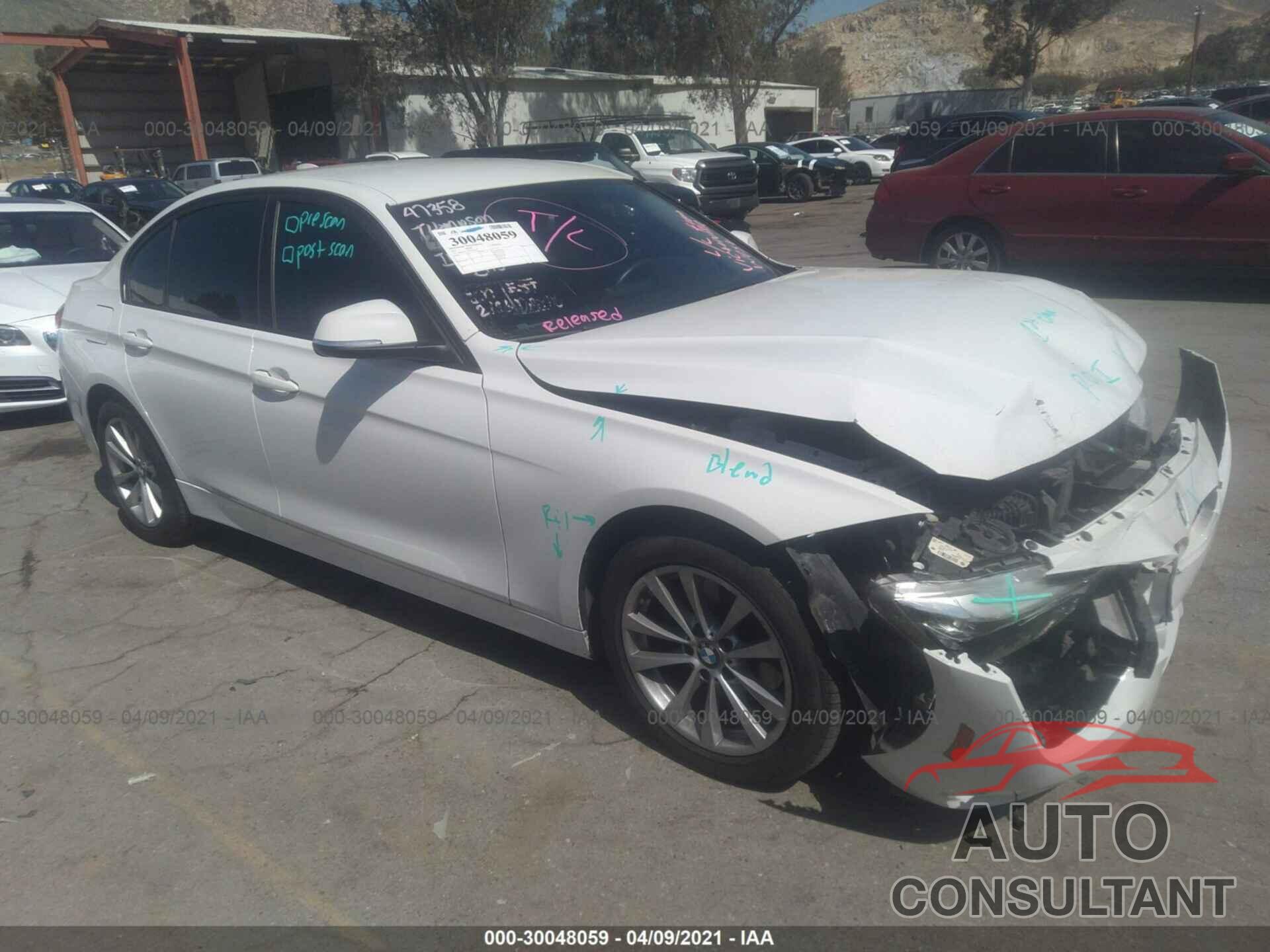 BMW 3 SERIES 2017 - WBA8A3C55HK691029