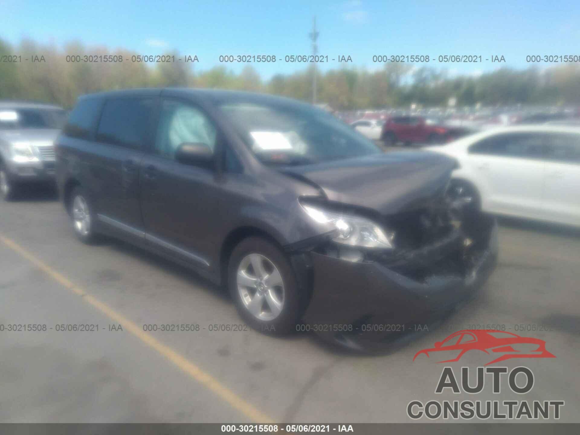 TOYOTA SIENNA 2018 - 5TDZZ3DC4JS953943