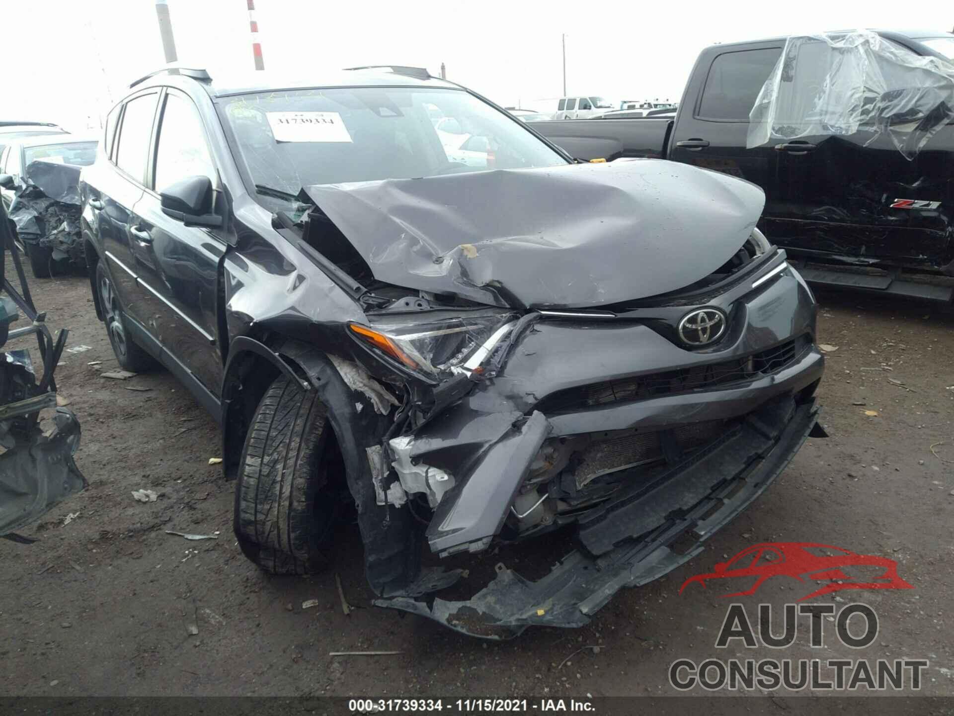 TOYOTA RAV4 2018 - 2T3BFREV6JW722201