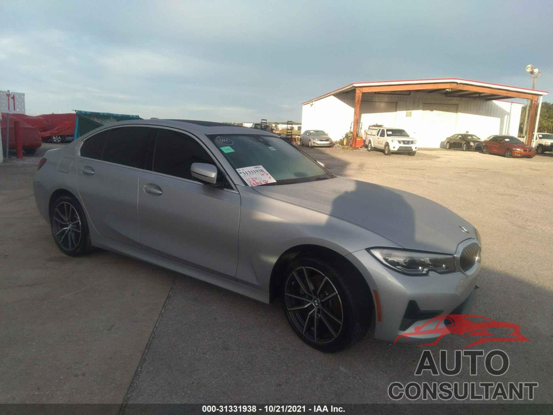 BMW 3 SERIES 2019 - WBA5R1C57KFH06181