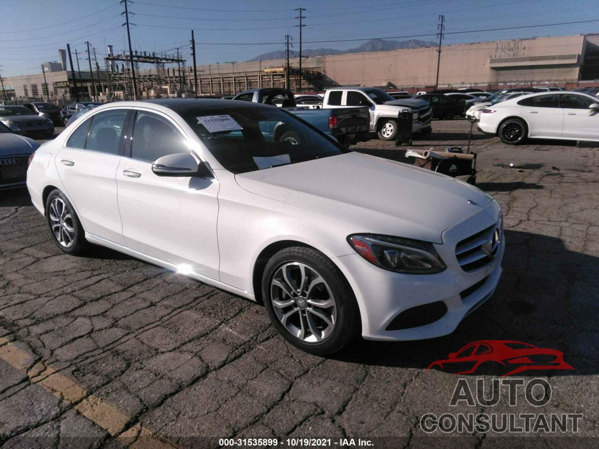 MERCEDES-BENZ C-CLASS 2016 - 55SWF4JB6GU133128