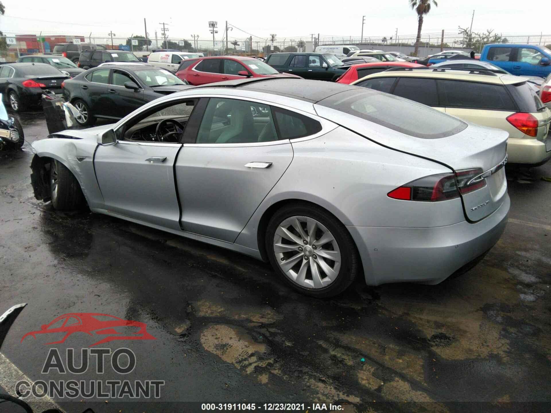 TESLA MODEL S 2016 - 5YJSA1E28GF140380