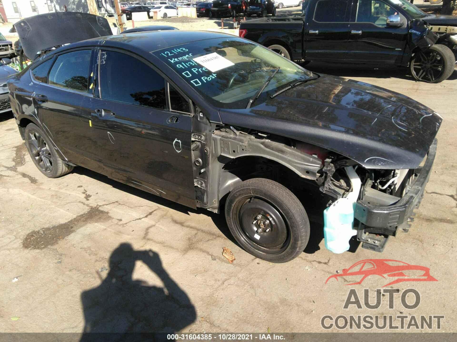 FORD FUSION 2018 - 3FA6P0G77JR115338