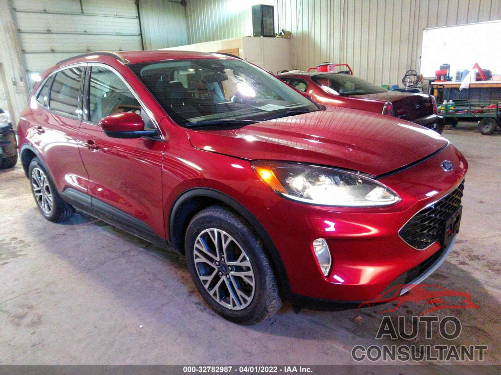 FORD ESCAPE 2021 - 1FMCU9H69MUB17181