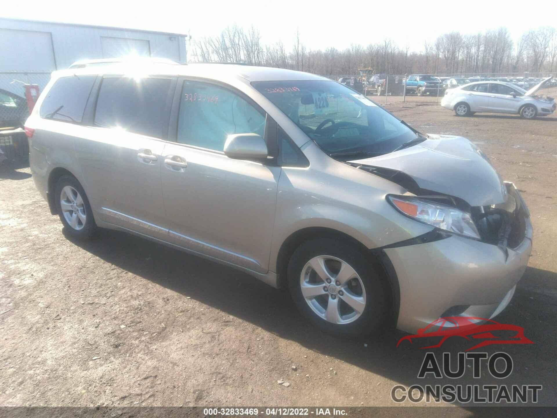 TOYOTA SIENNA 2017 - 5TDKZ3DC5HS787010