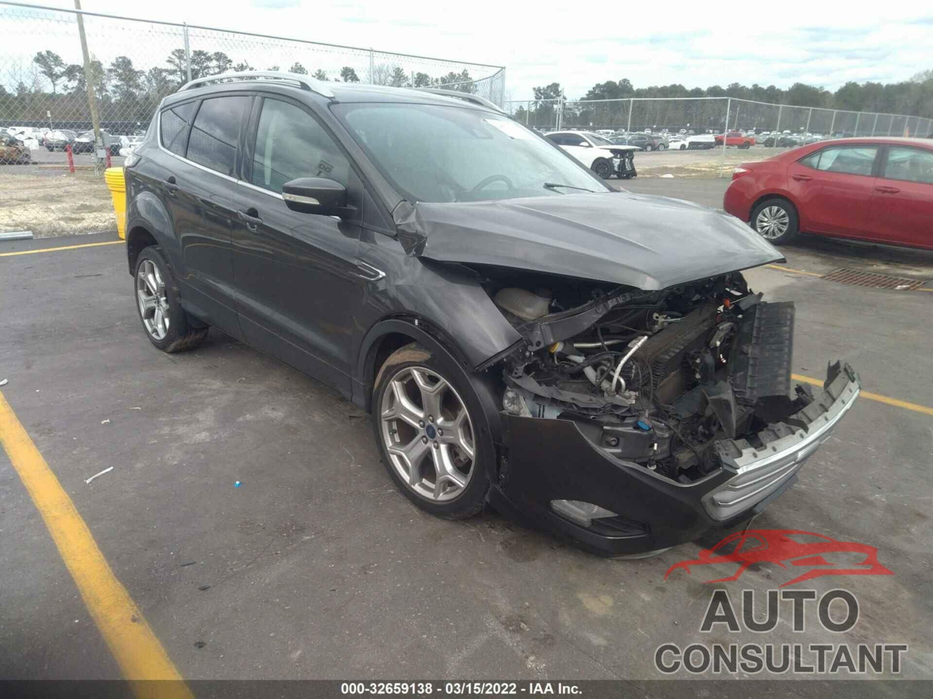 FORD ESCAPE 2017 - 1FMCU0J98HUA36548