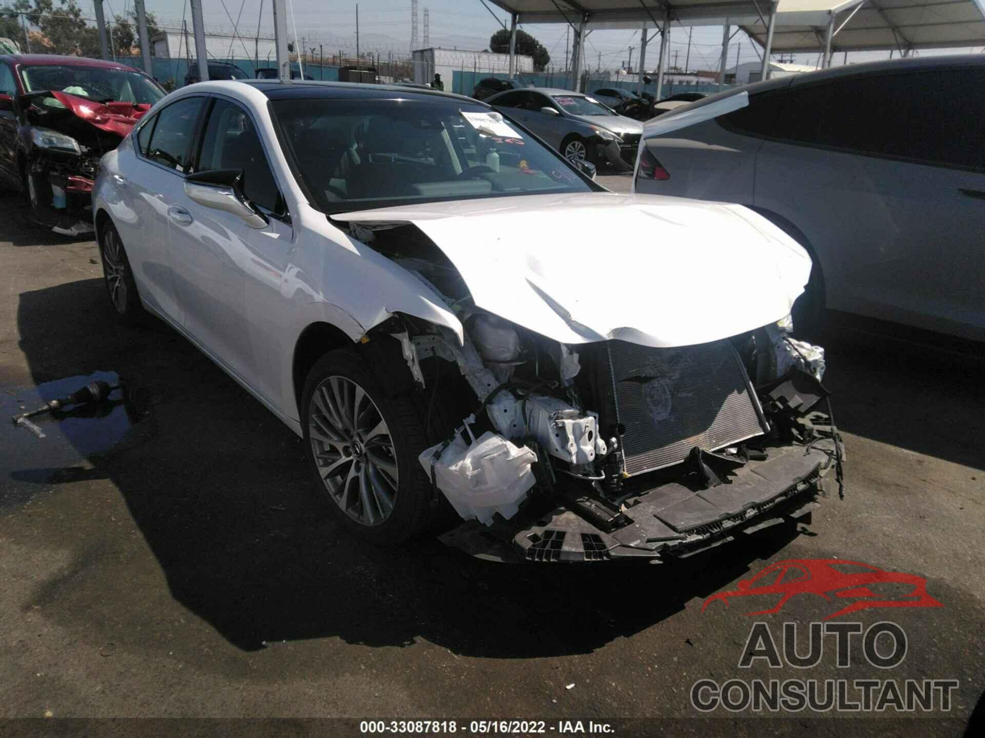 LEXUS ES 2020 - 58ADZ1B13LU060018