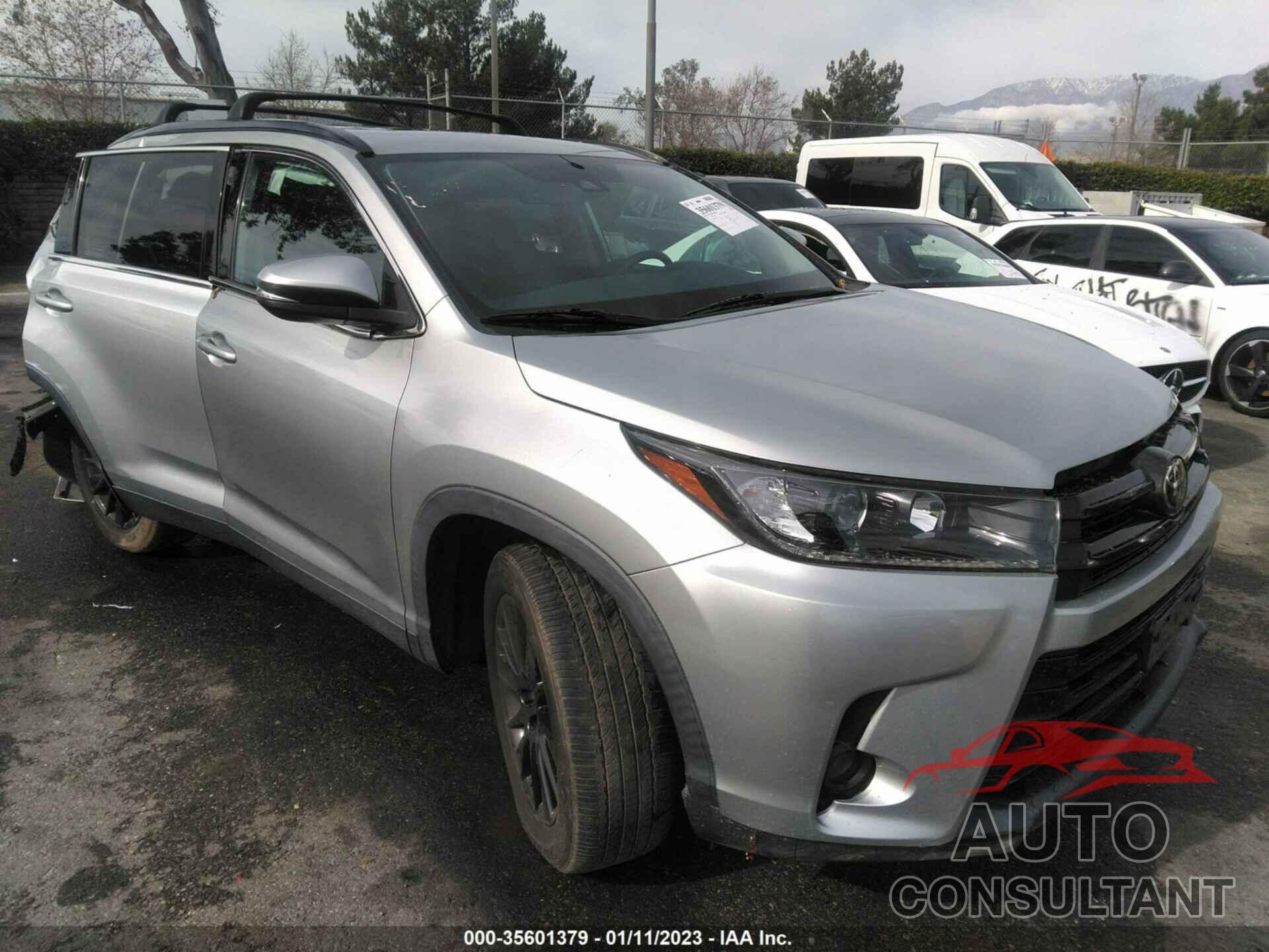 TOYOTA HIGHLANDER 2019 - 5TDKZRFH6KS366271