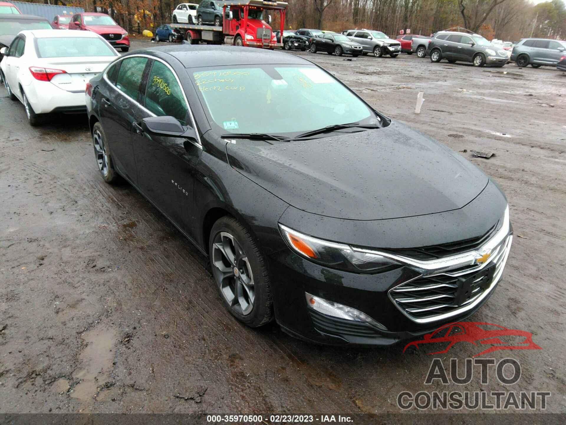CHEVROLET MALIBU 2022 - 1G1ZD5ST5NF178113