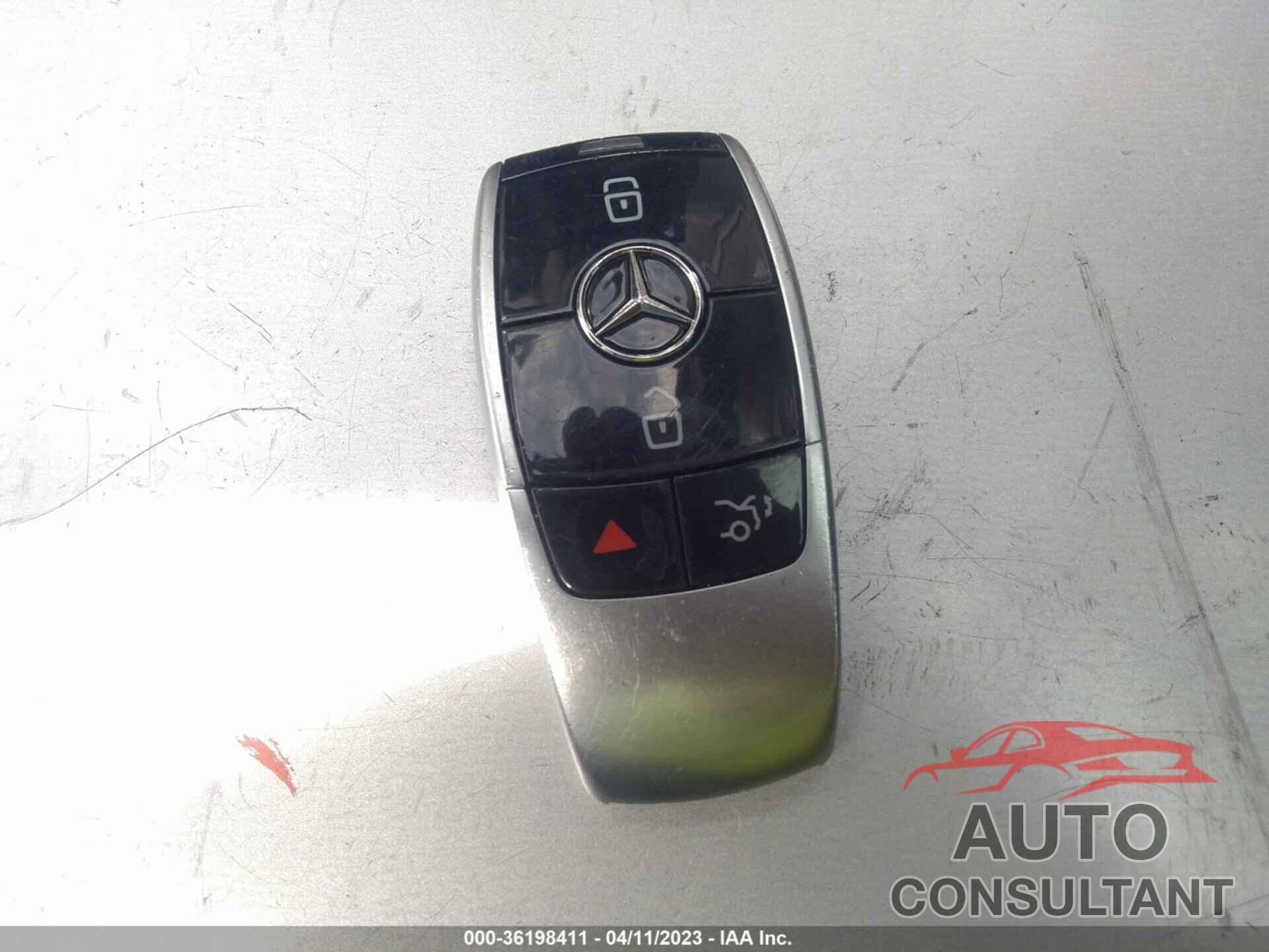 MERCEDES-BENZ E-CLASS 2021 - W1KZF8DB7MA981093