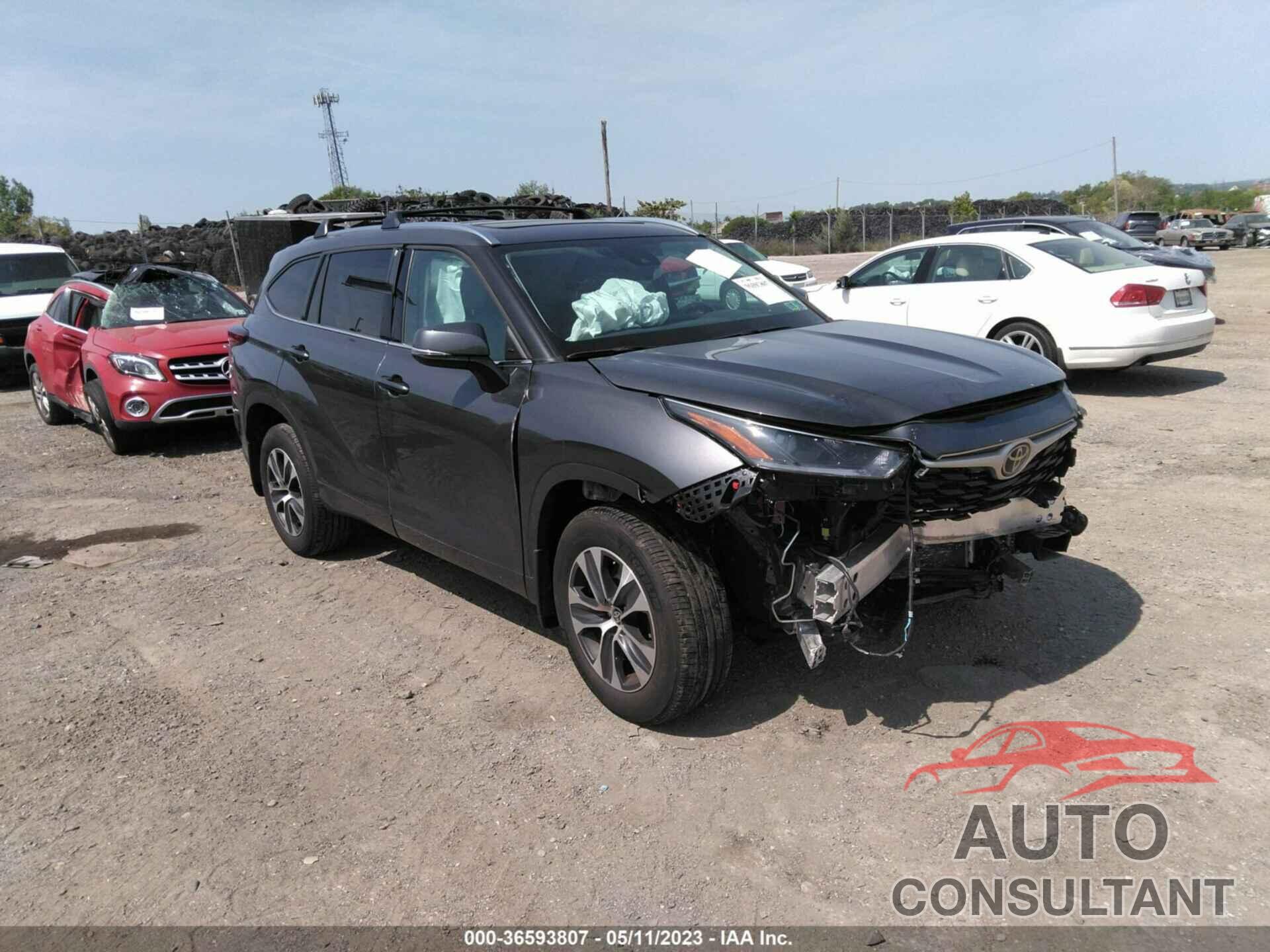 TOYOTA HIGHLANDER 2021 - 5TDHZRBH0MS132744