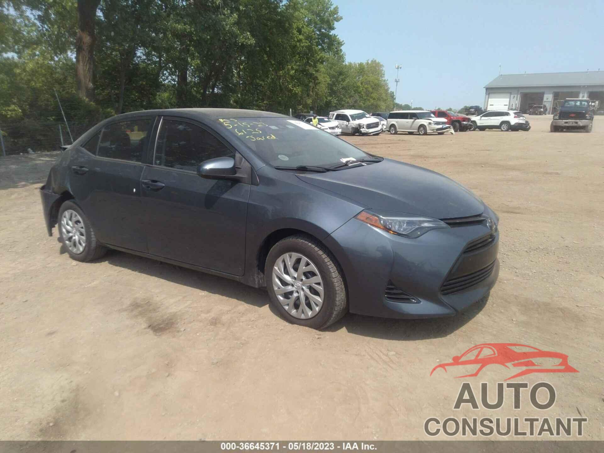 TOYOTA COROLLA 2018 - 2T1BURHEXJC996125