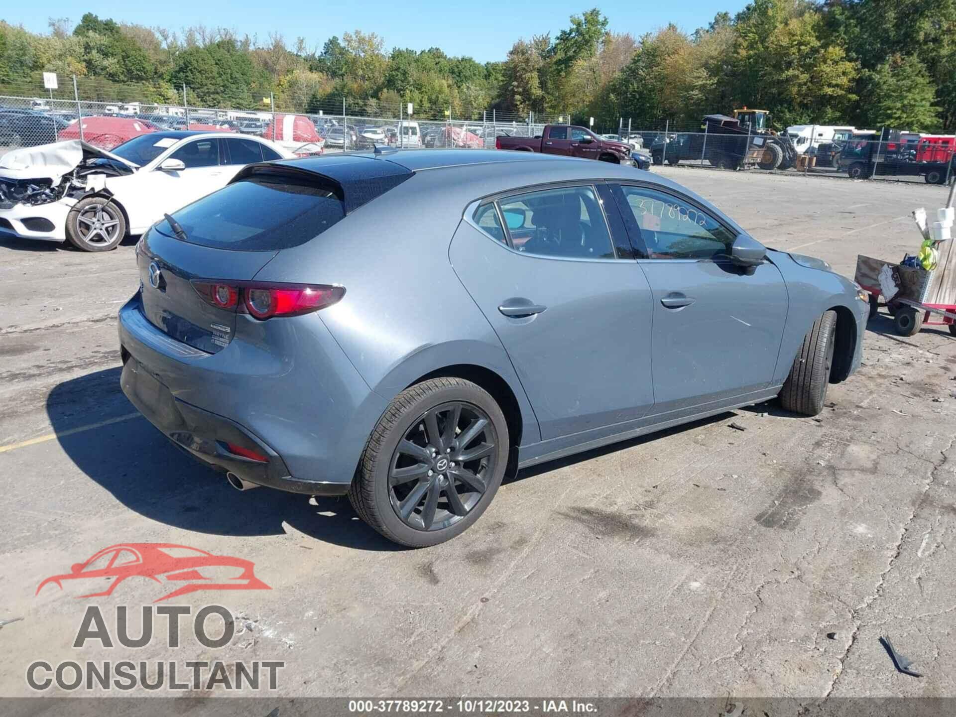 MAZDA MAZDA3 HATCHBACK 2021 - JM1BPBML1M1401898