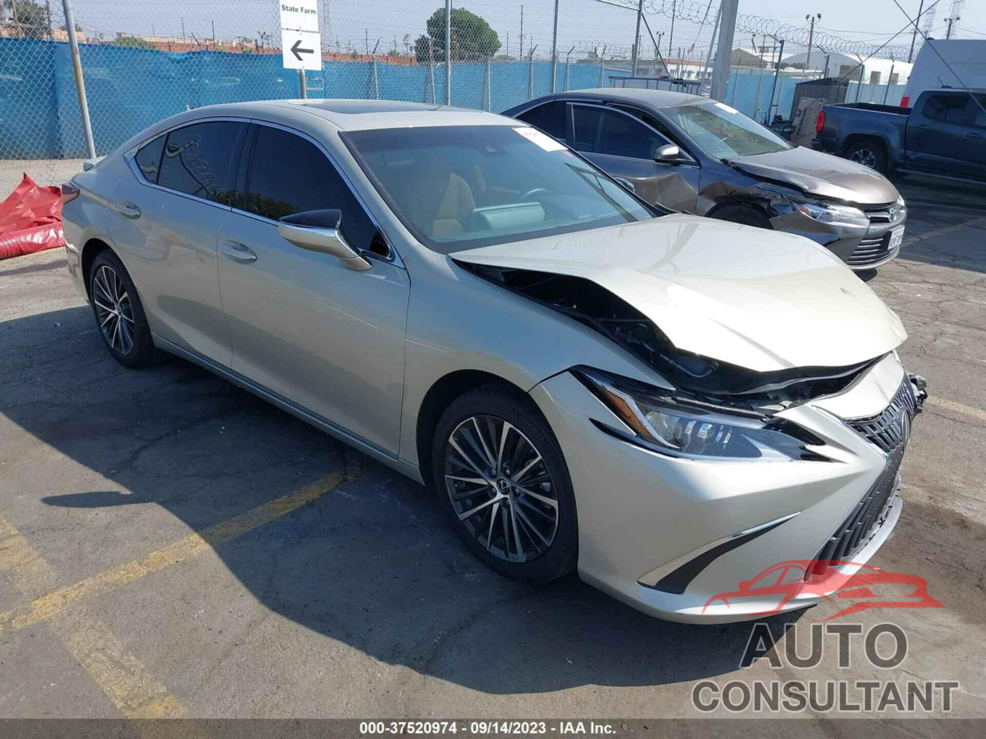 LEXUS ES 300H 2023 - 58ADA1C15PU028778