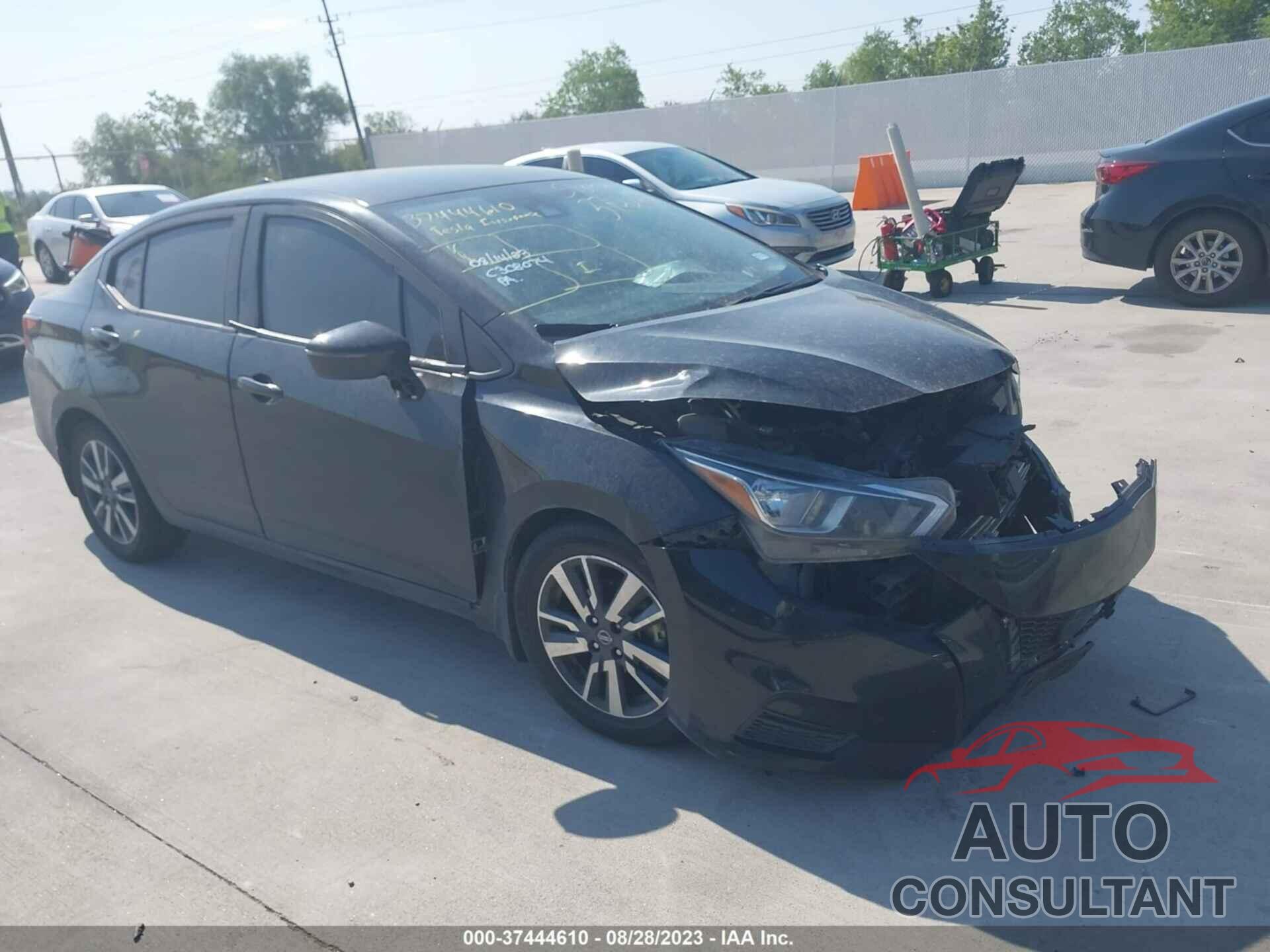 NISSAN VERSA 2020 - 3N1CN8EV0LL888664