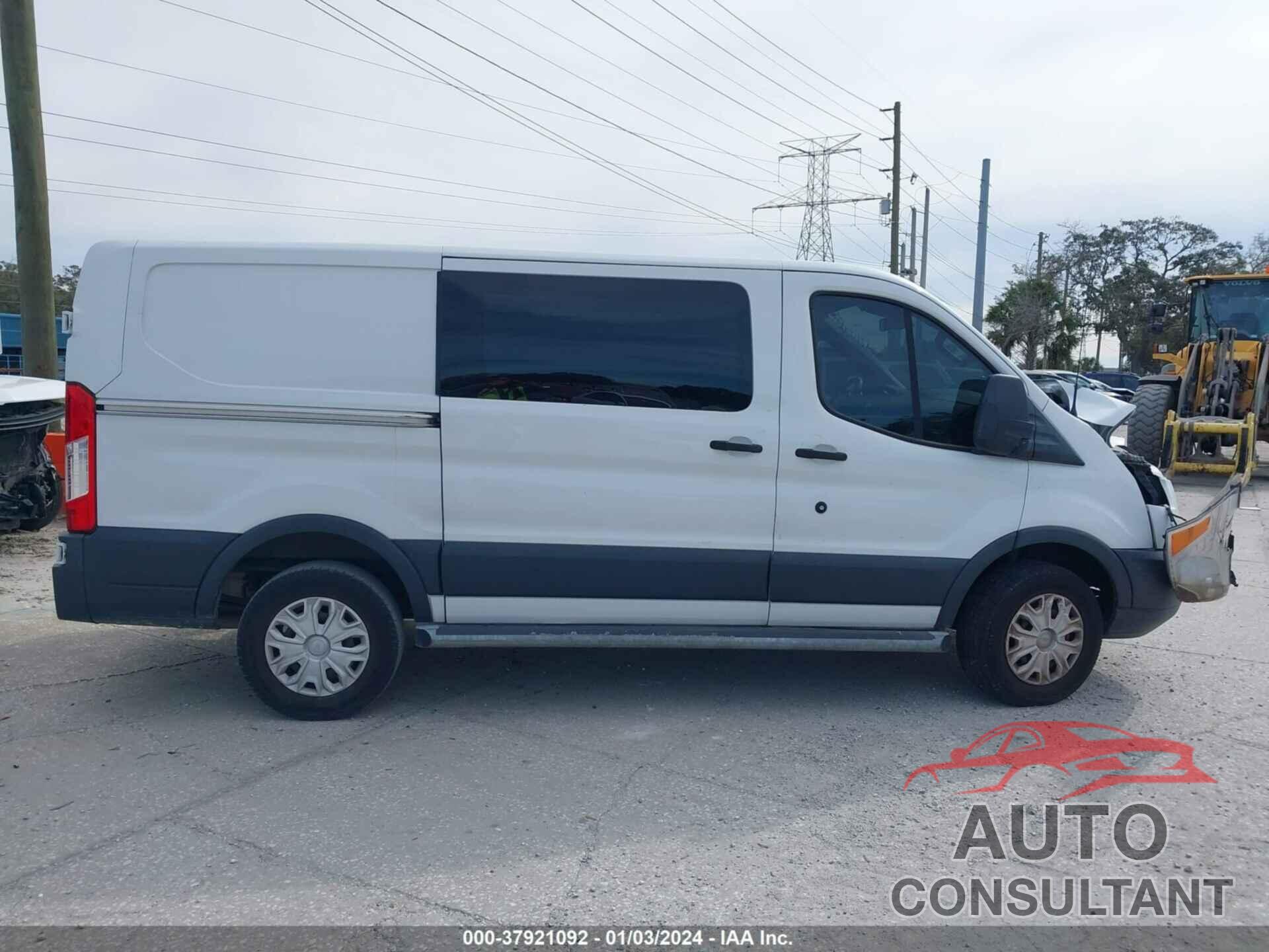 FORD TRANSIT 2018 - 1FTYR1YM1JKB32941