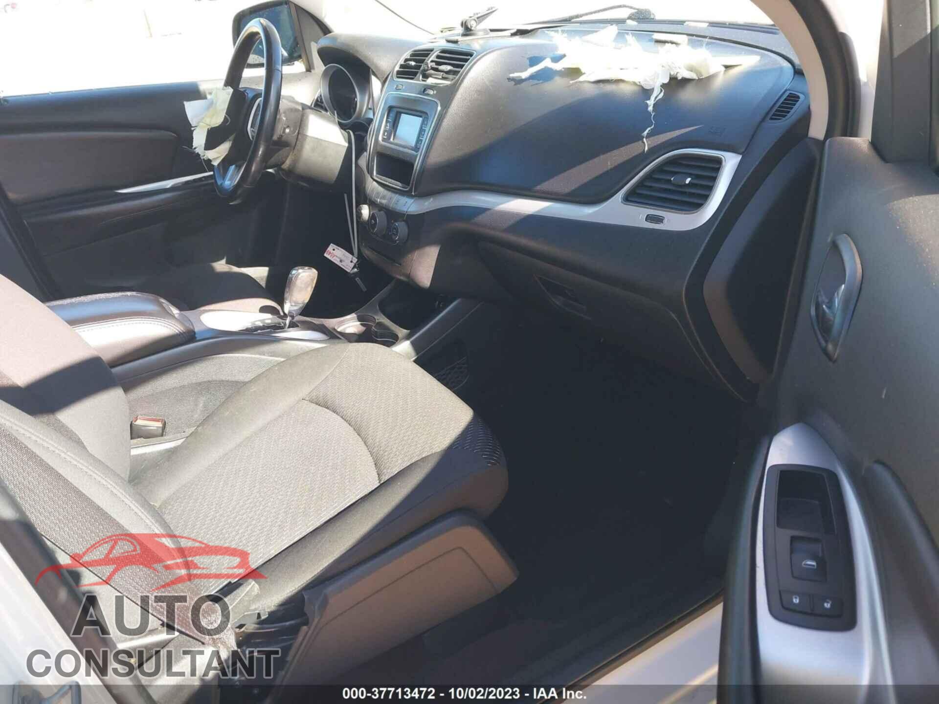 DODGE JOURNEY 2018 - 3C4PDCAB2JT496038