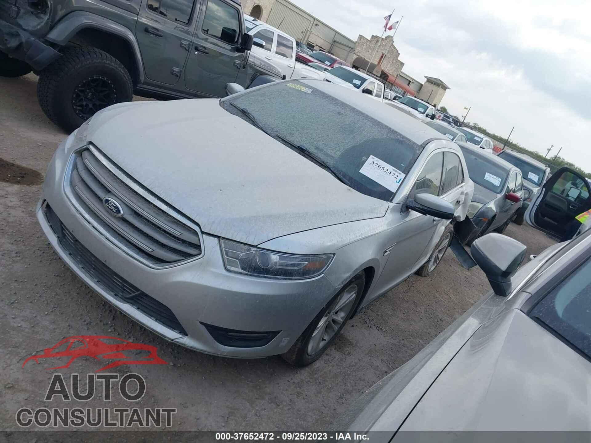 FORD TAURUS 2015 - 1FAHP2E82FG105671