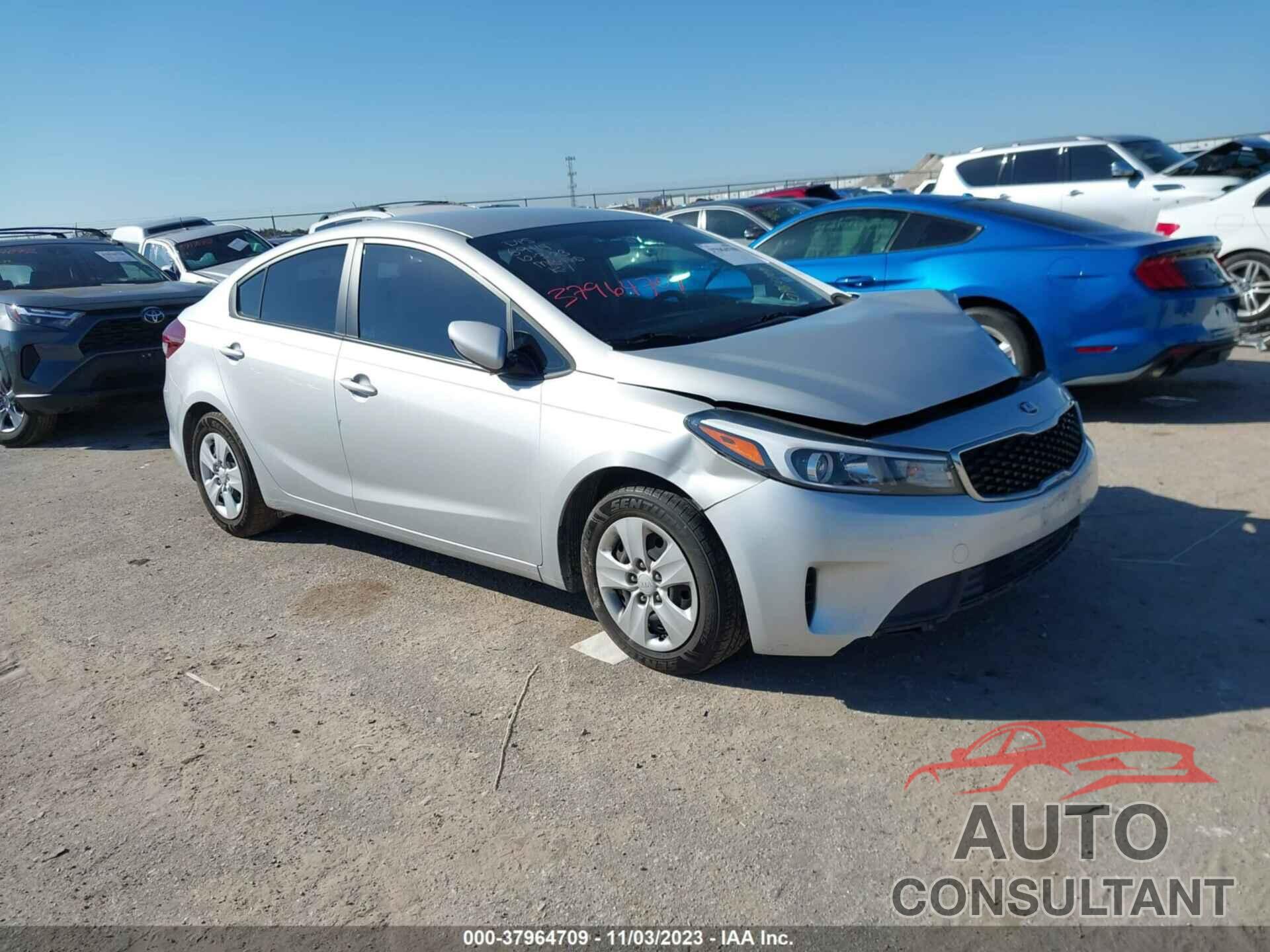 KIA FORTE 2018 - 3KPFL4A73JE206944