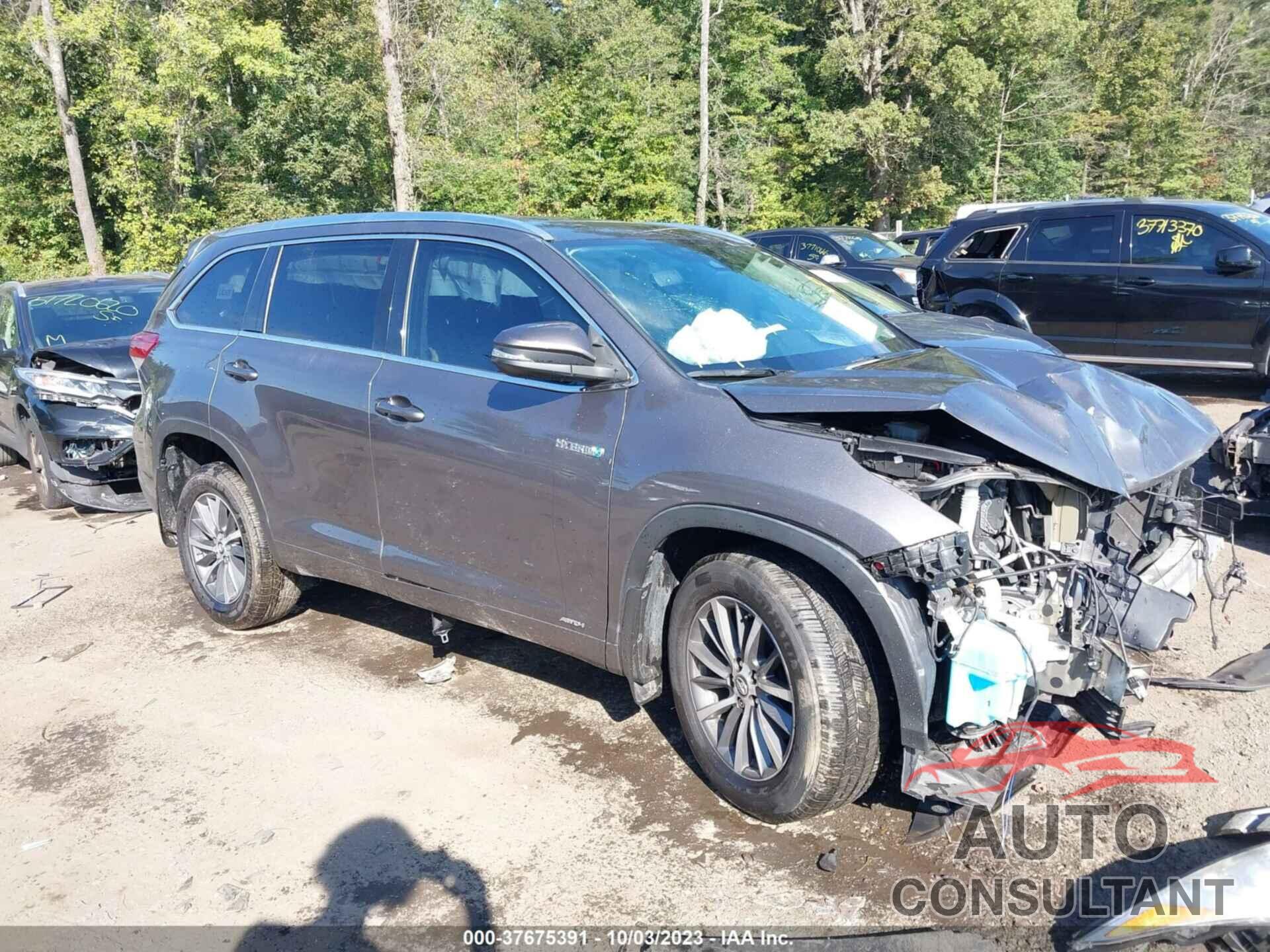 TOYOTA HIGHLANDER HYBRID 2018 - 5TDJGRFH2JS037566