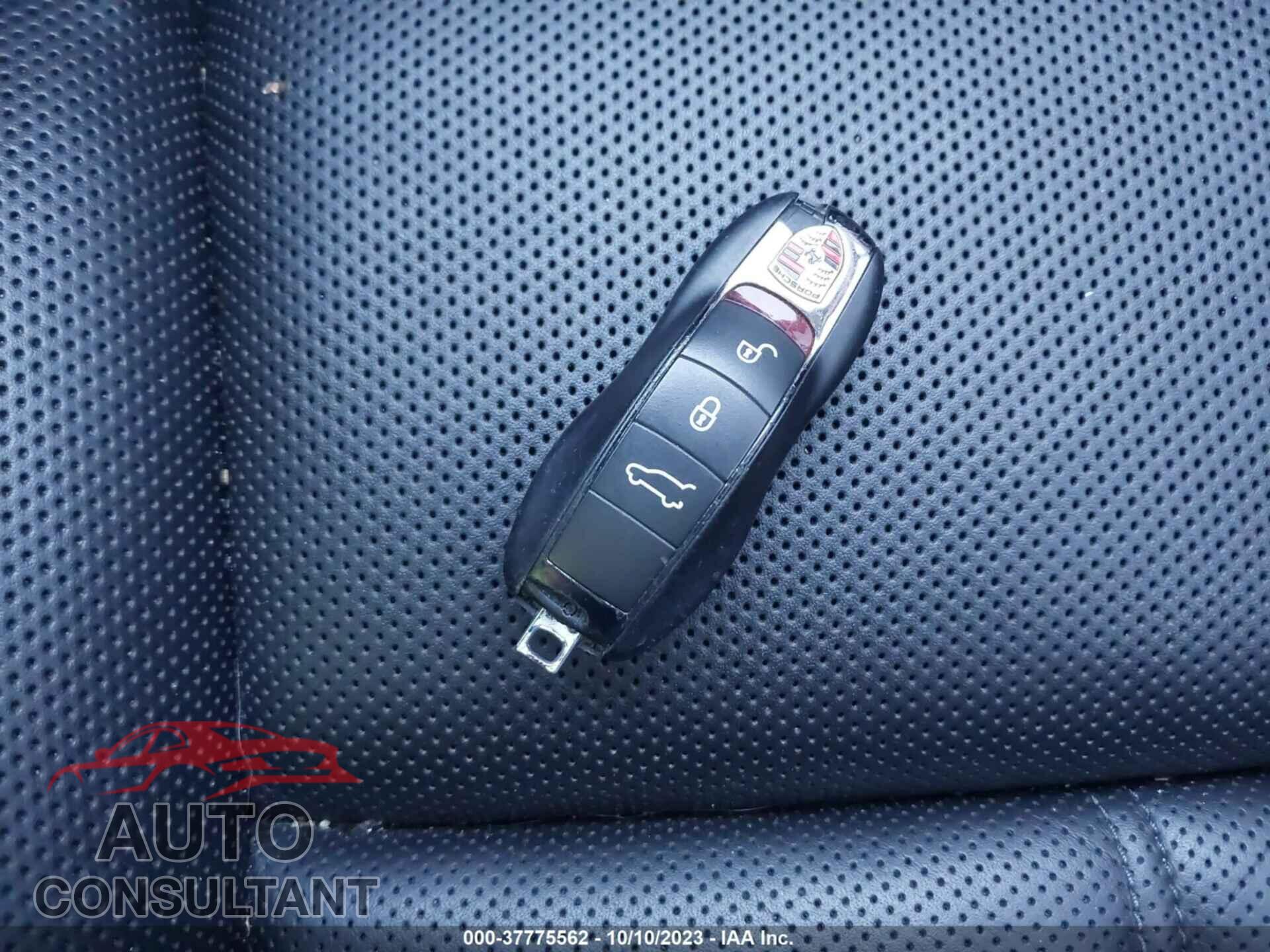 PORSCHE MACAN 2018 - WP1AA2A50JLB11069