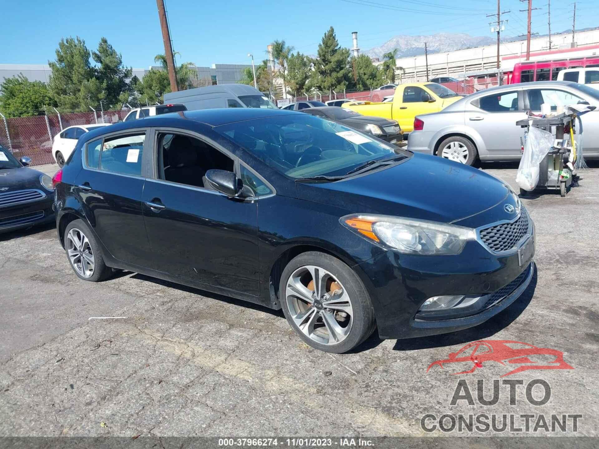 KIA FORTE 2016 - KNAFX5A8XG5522782